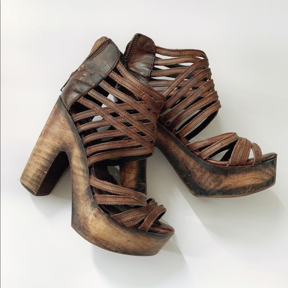 Freebird Costa Platform size 7